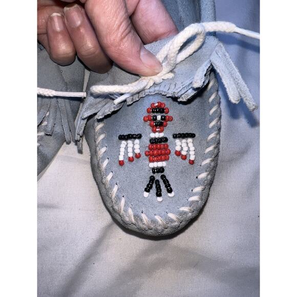 Minnetonka Thunderbird Moccasins Women’s Size 7 Blue Suede Beaded Slip On Shoes - Picture 10 of 12